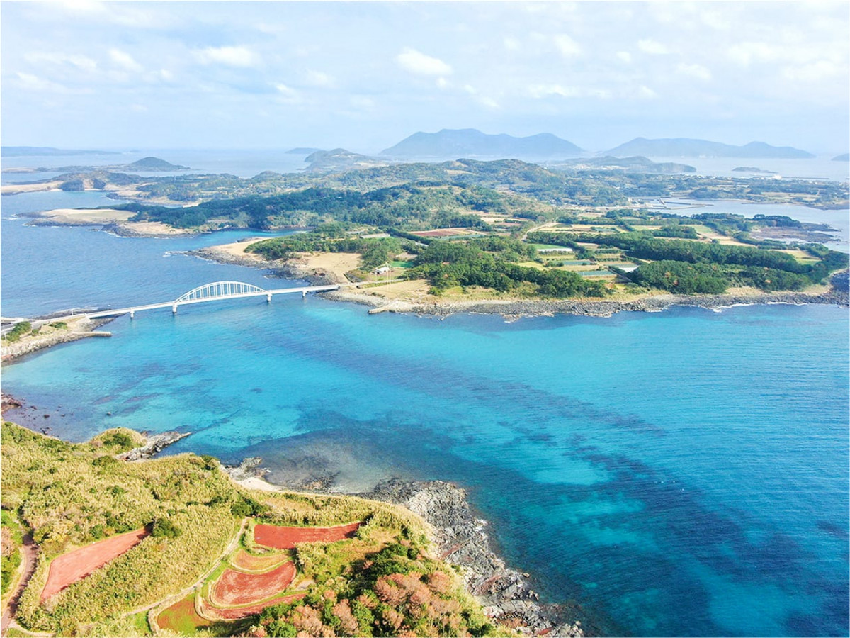 「日本で最も美しい村」にも選ばれた島